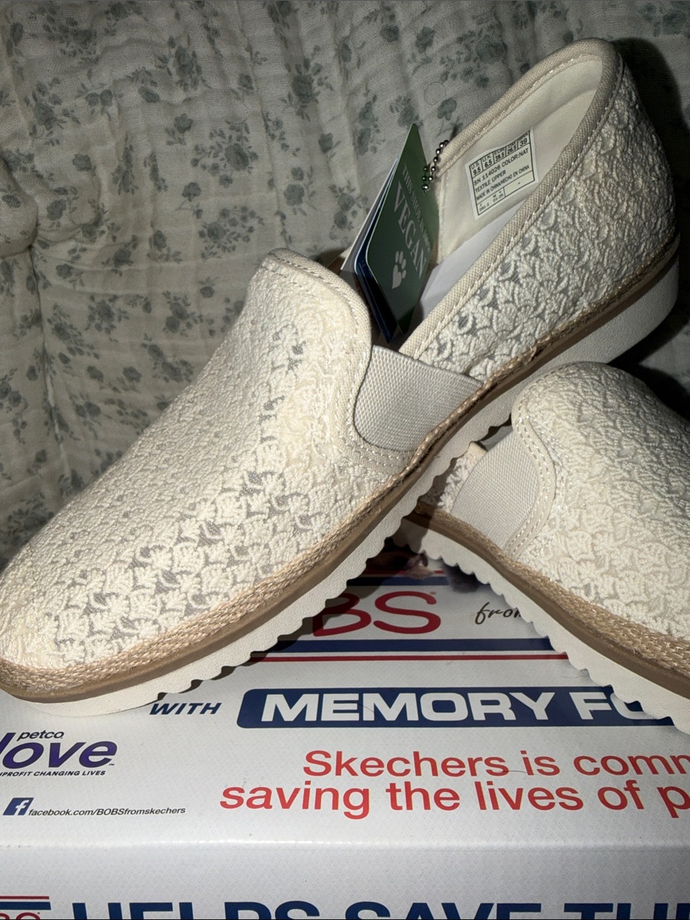 NIB Skechers BOBS Slip-On Loafer in Natural Tan 9.5